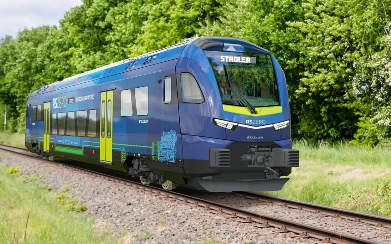 Foto do vagão de um trem sobre os trilhos ilustra o post que aborda sobre o primeiro trem do mundo a rodar com hidrogênio e bateria.