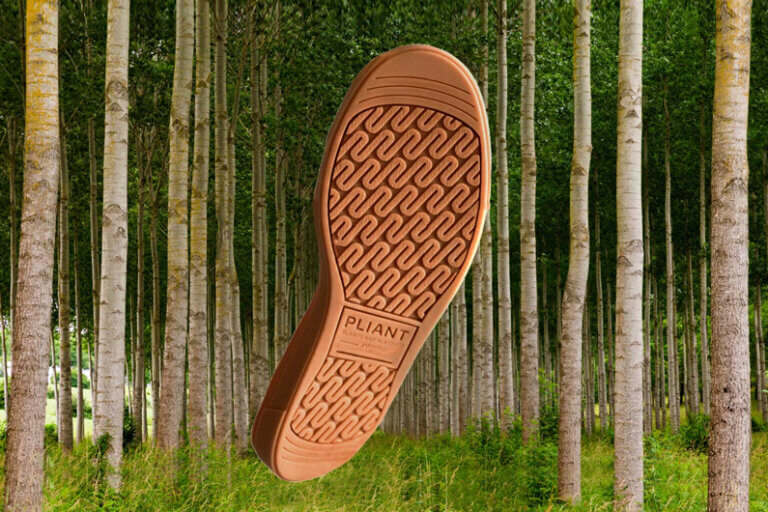 Imagem em foreground de um solado de tênis feito de fibras naturais e no background umas árvores para ilustrar o post cujo título diz que um aporte de investidores salvou startup um dia antes de ela falir.