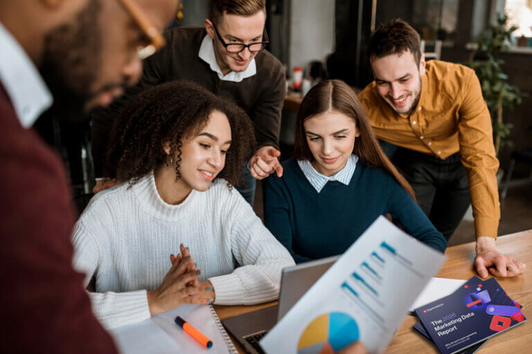 Relatório revela por que só 6% das equipes de marketing usam IA